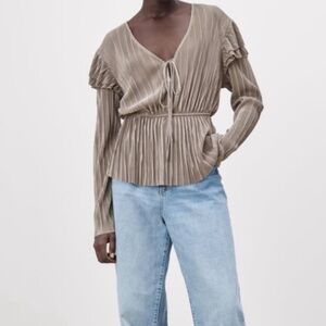 Brand new Zara Long Sleeve ruffled Pleated Blouse